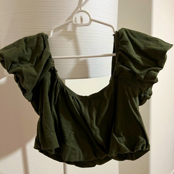 Free People Bubble Sleeve Olive Green Crop Top - S - Picture 1 of 3